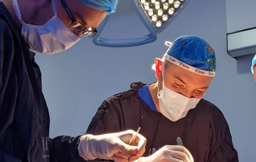 Dr. Carlos Lloreda